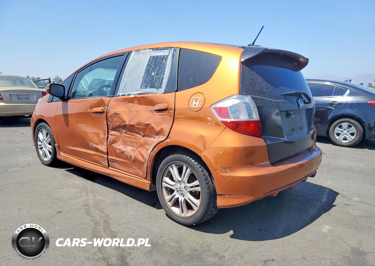 2011 Honda Fit Sport VIN:JHMGE8H67BS008755 - 2