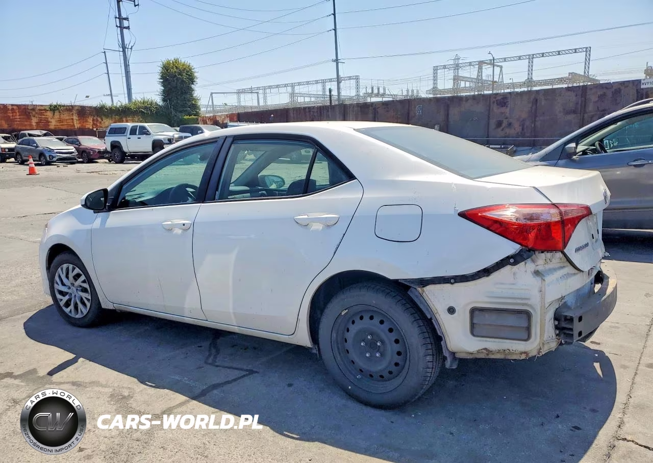 2019 Toyota Corolla Le VIN:5YFBURHE8KP932523 - 2