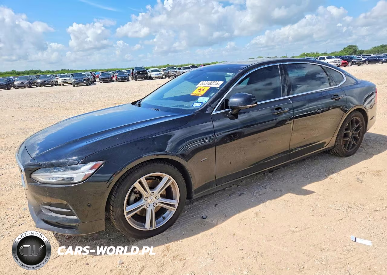 2018 Volvo S90 T5 Momentum – zdjęcie 1 z 12