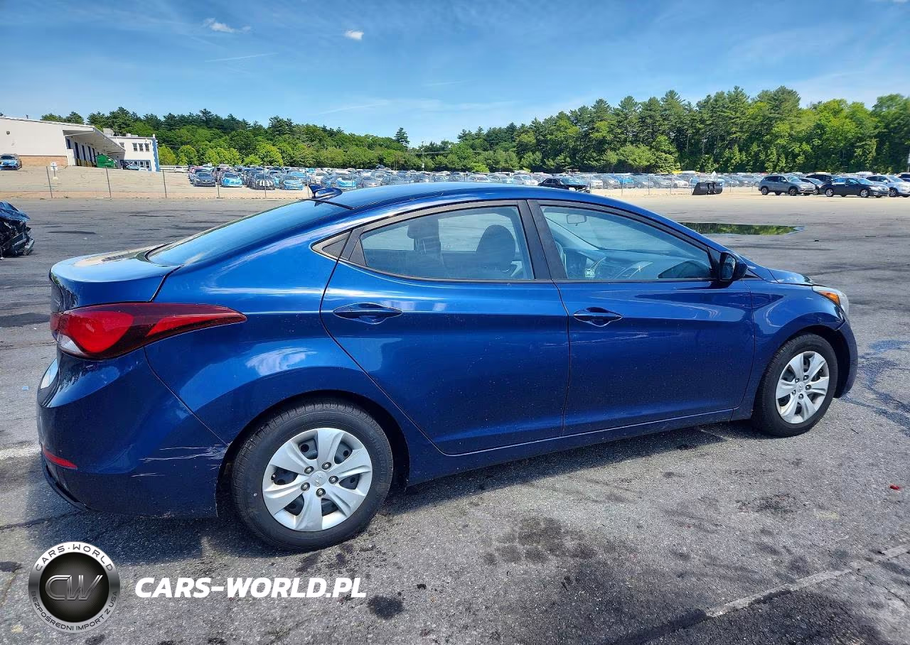 2016 Hyundai Elantra Se VIN:5NPDH4AE5GH743908 - 3