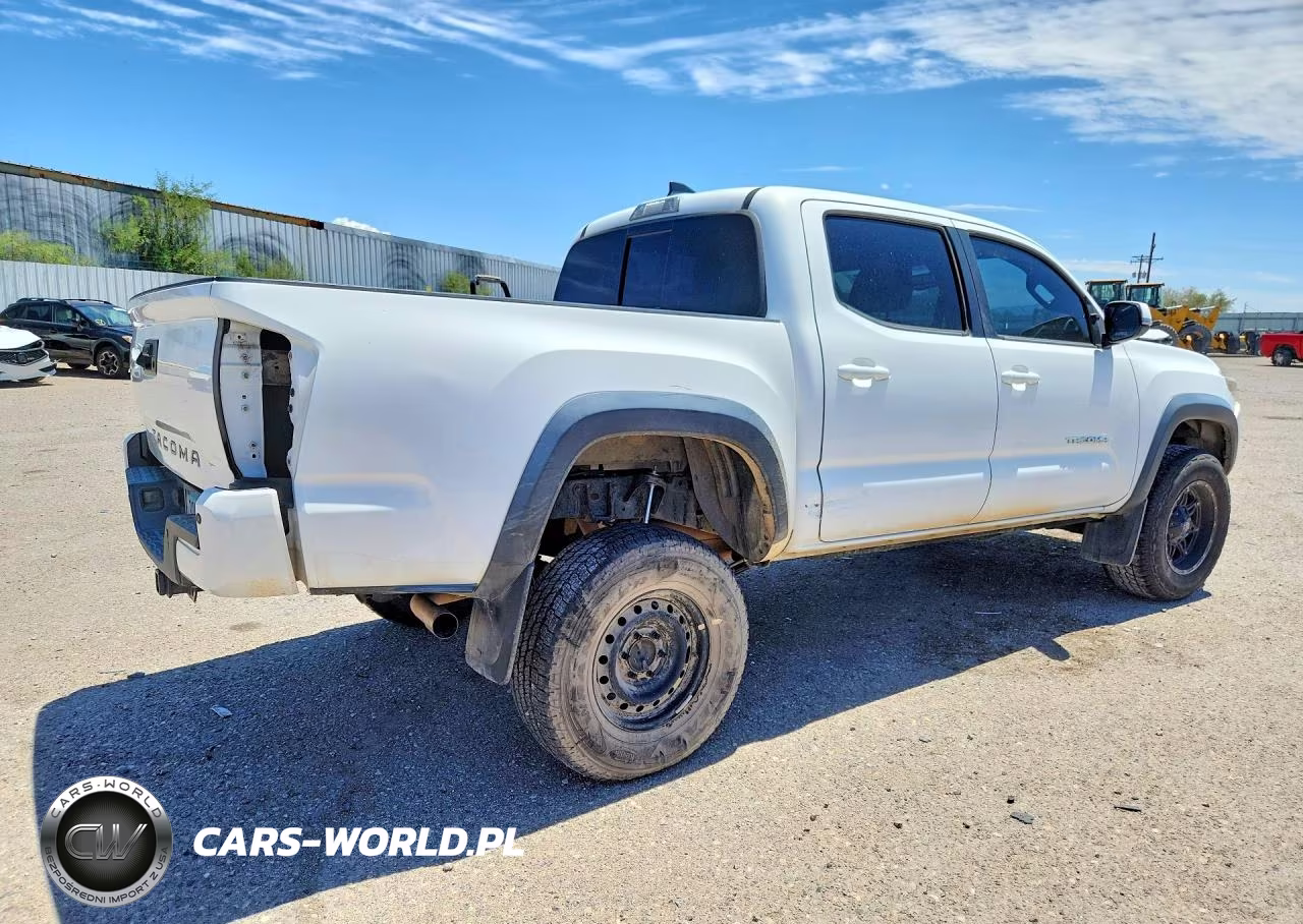 2018 Toyota Tacoma Trd Off-Road VIN:3TMCZ5AN8JM179154 - 3