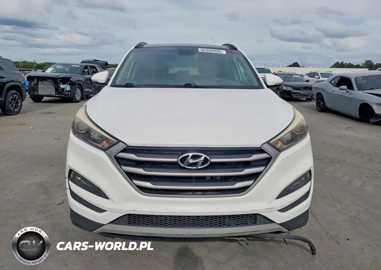 2018 Hyundai Tucson Value VIN:KM8J33A27JU670065 - 5