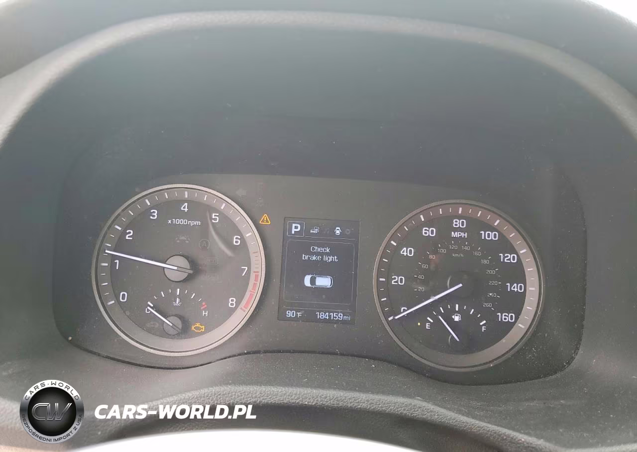 2018 Hyundai Tucson Value VIN:KM8J33A27JU670065 - 9