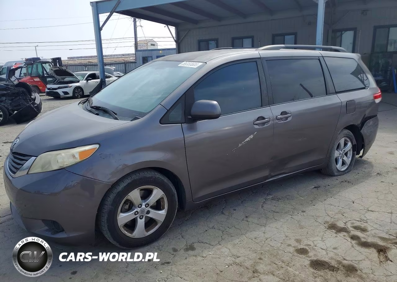2011 Toyota Sienna Le