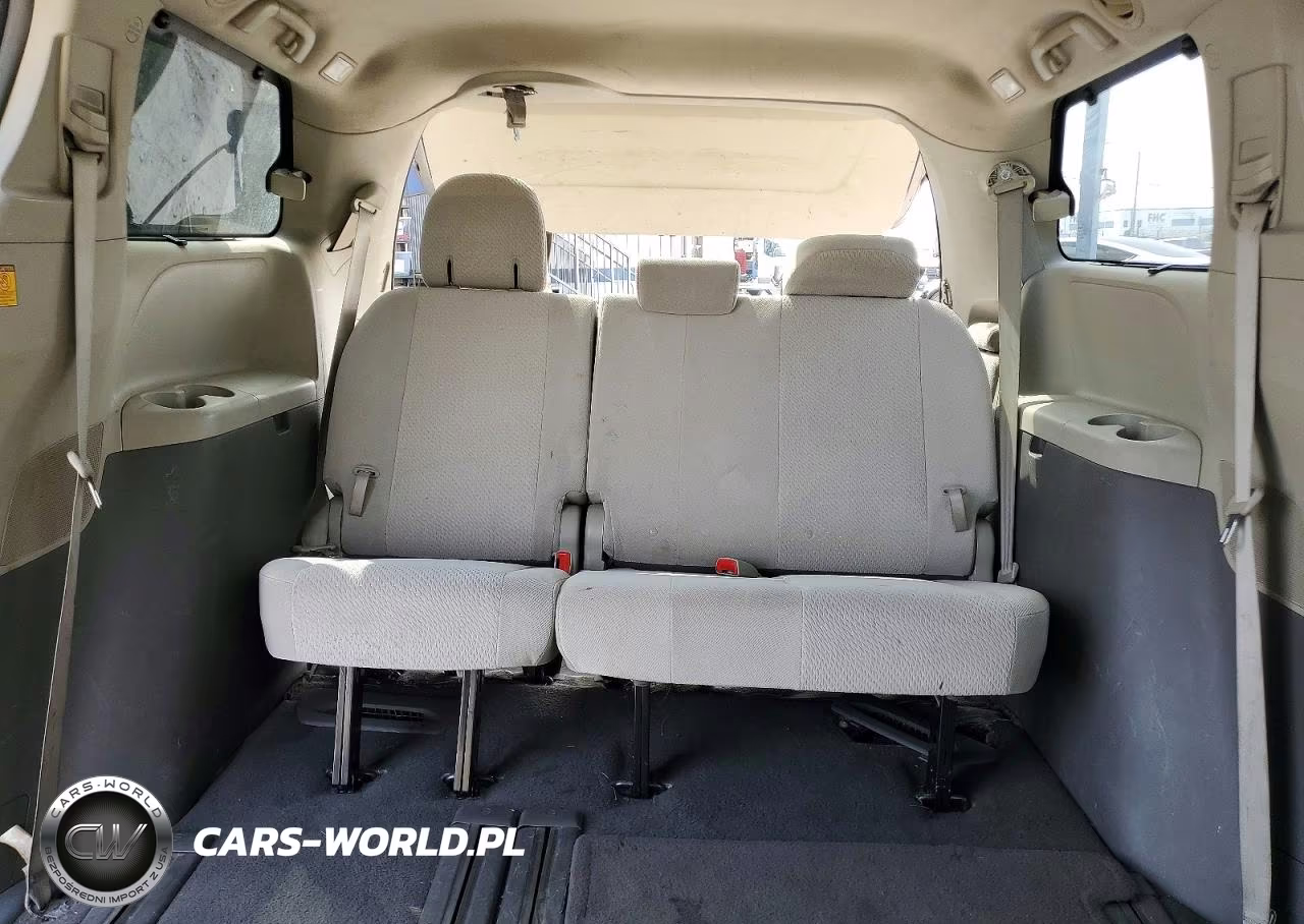 2011 Toyota Sienna Le VIN:5TDKK3DC8BS046488 - 10