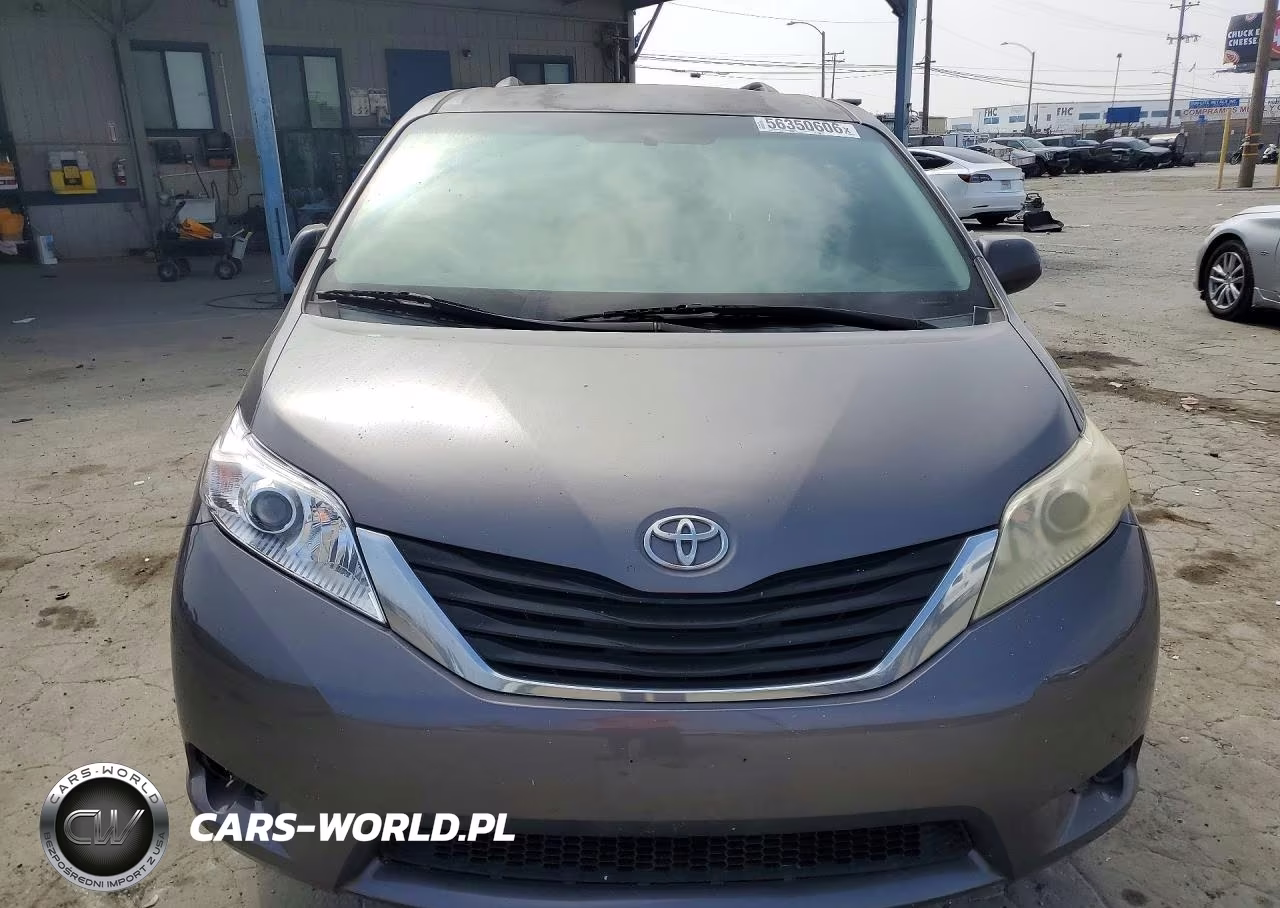 2011 Toyota Sienna Le VIN:5TDKK3DC8BS046488 - 5