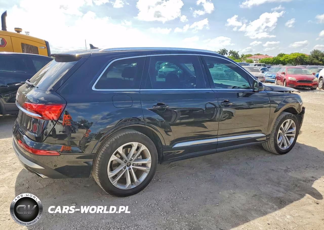 2025 Audi Q7 Premium VIN:WA1ACBF74SD012525 - 3