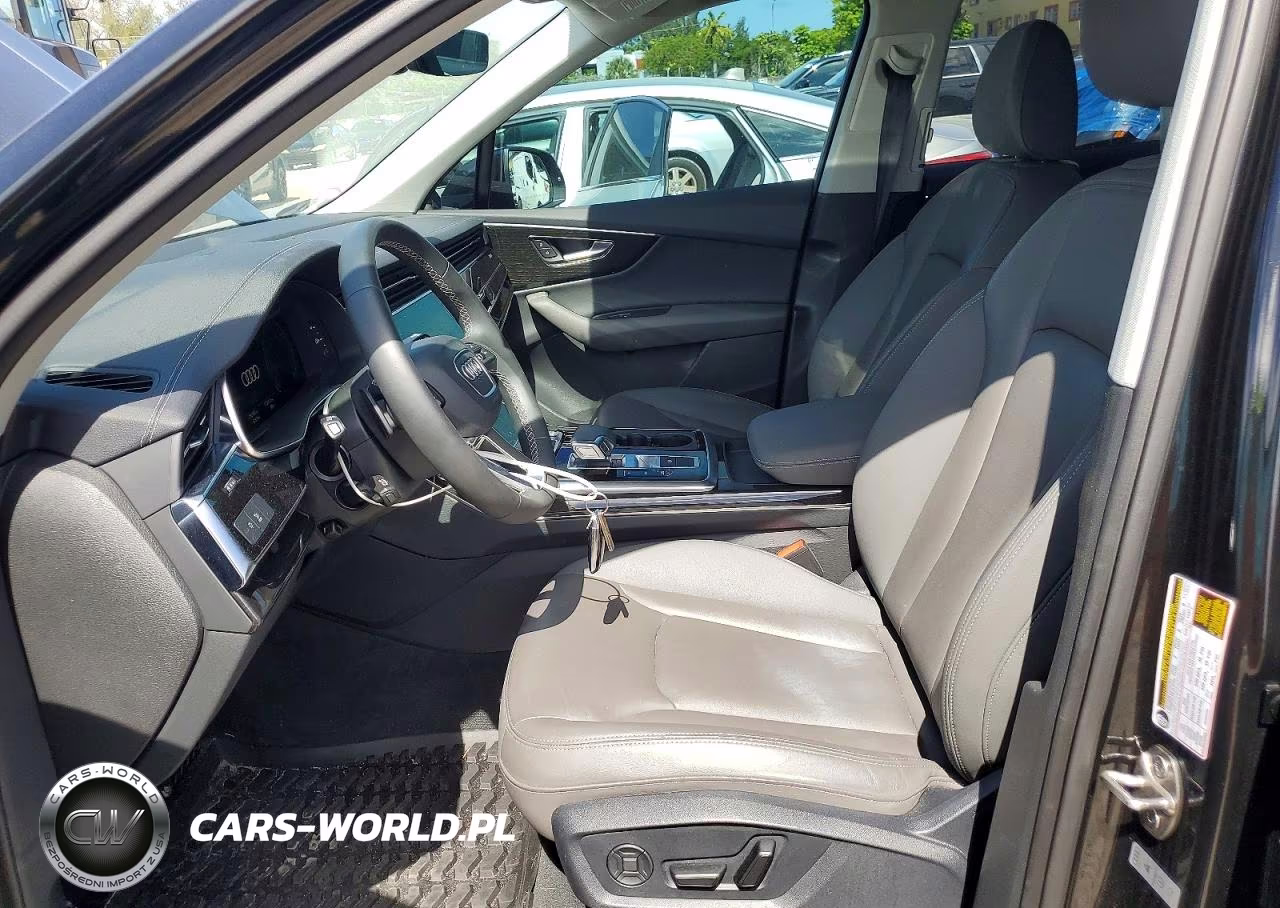 2025 Audi Q7 Premium VIN:WA1ACBF74SD012525 - 7