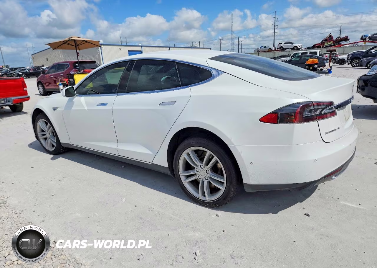 2014 Tesla Model S VIN:5YJSA1H20EFP67857 - 2
