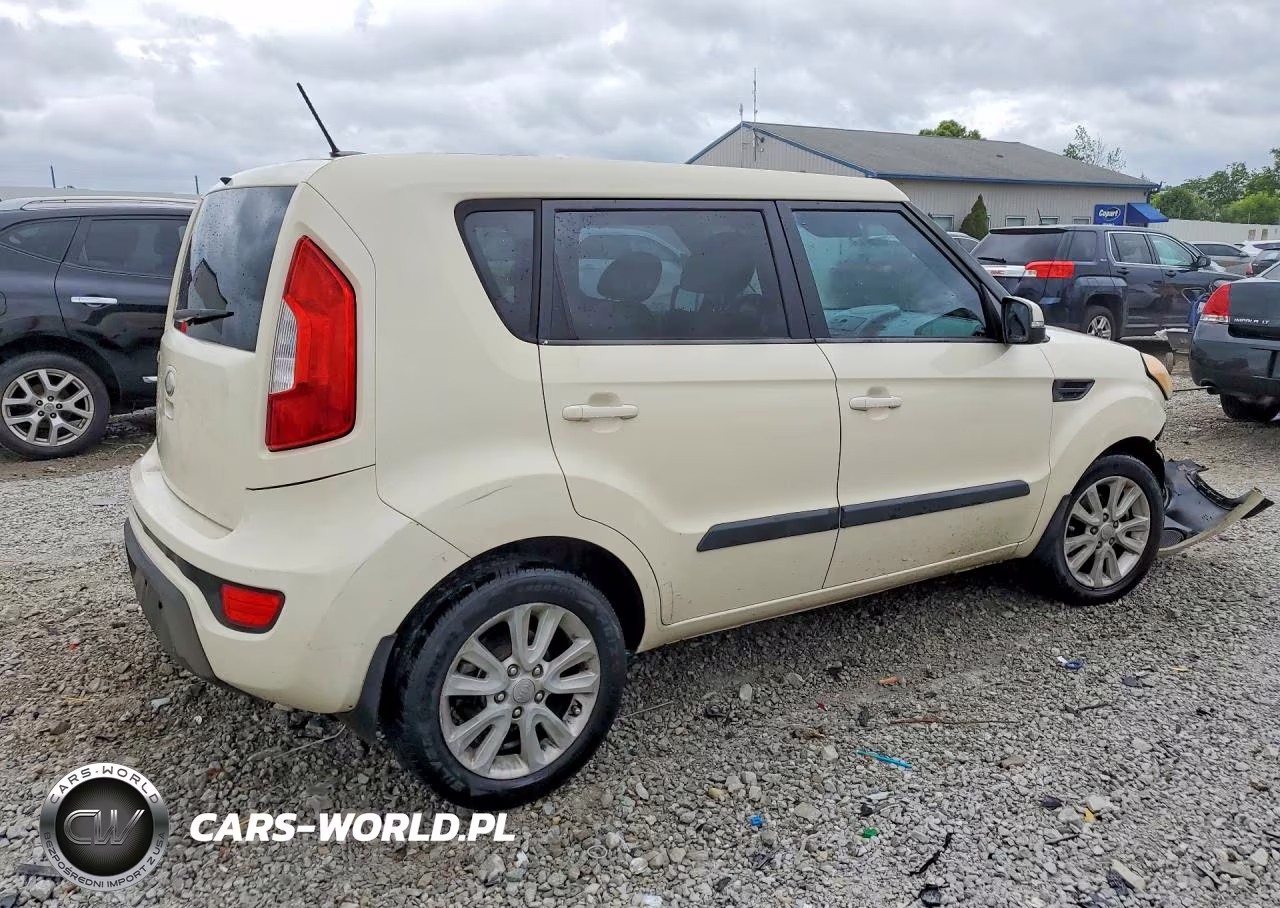 2013 Kia Soul + VIN:KNDJT2A64D7581512 - 3