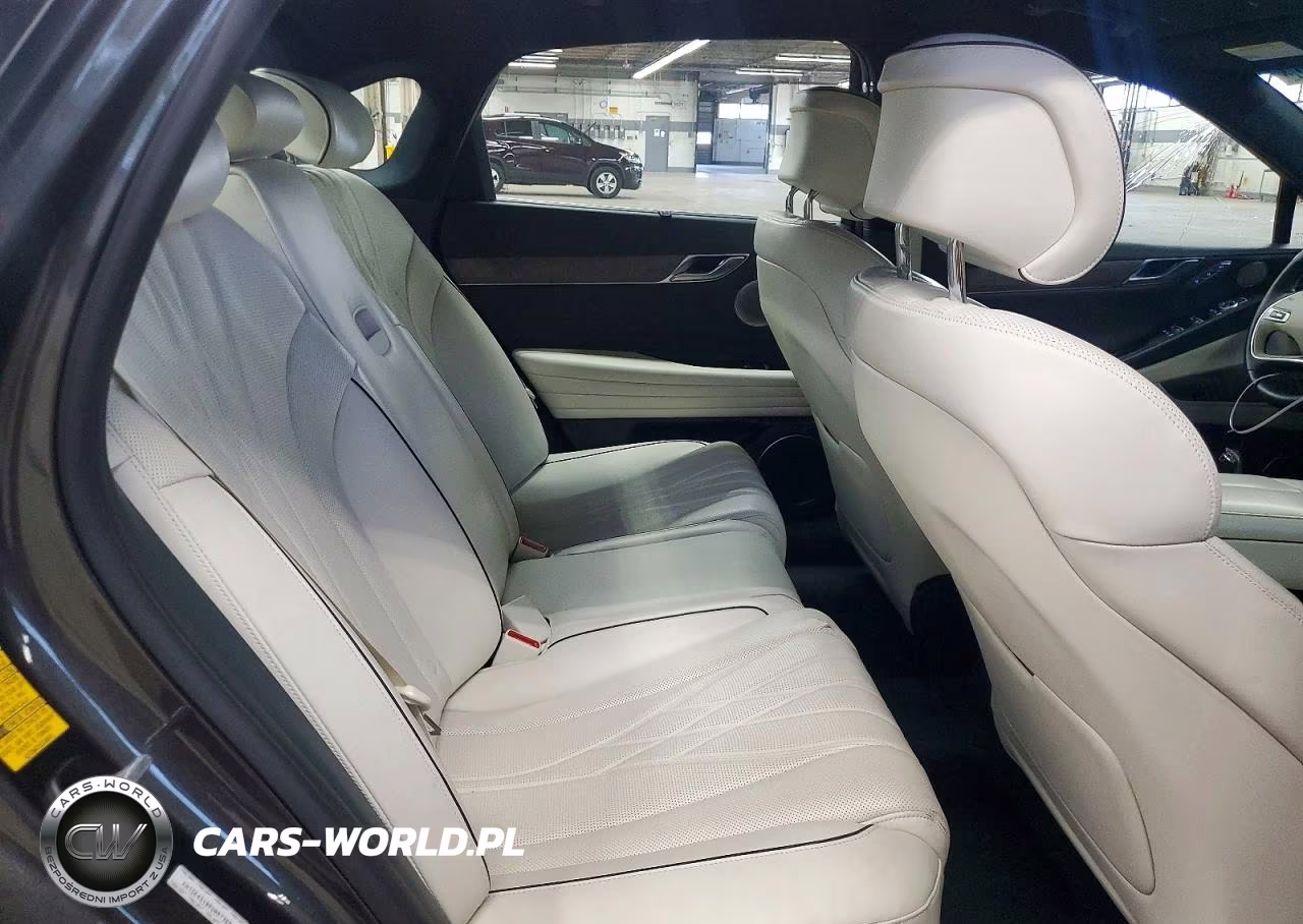 2023 Genesis Electrified G80 Base VIN:KMTGE4S10PU007368 - 10