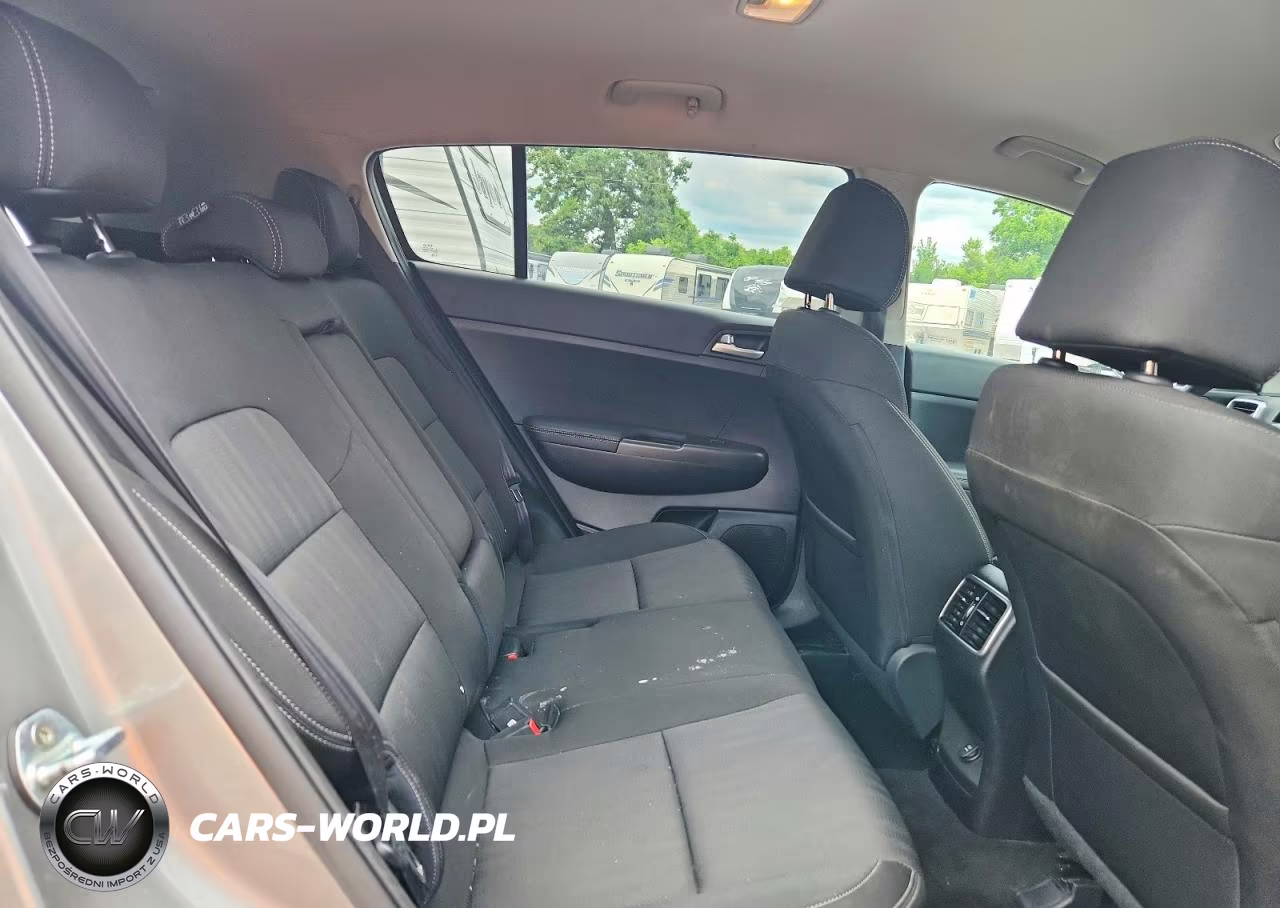 2020 Kia Sportage Lx VIN:KNDPMCAC7L7804952 - 11