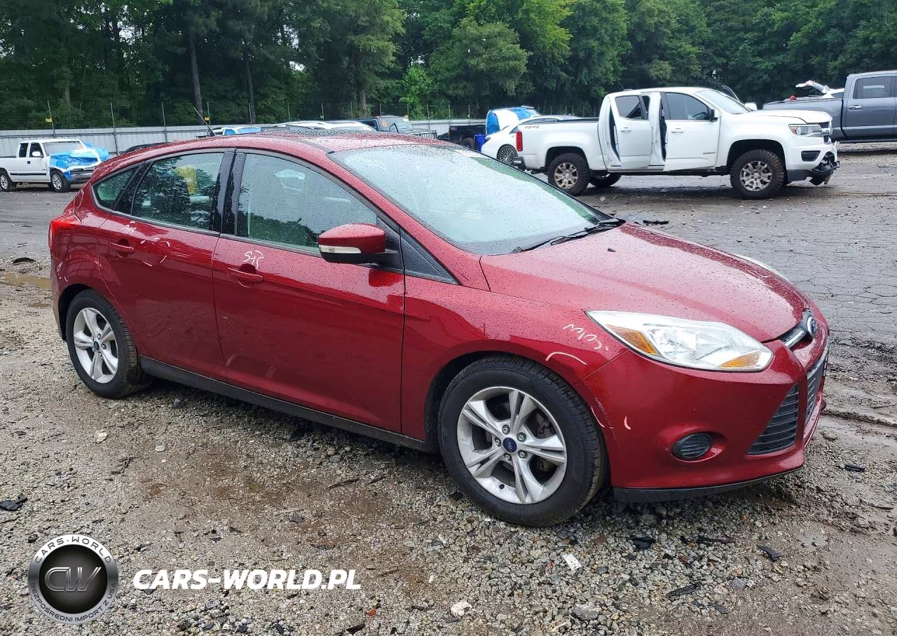 2014 Ford Focus Se VIN:1FADP3K25EL425271 - 4