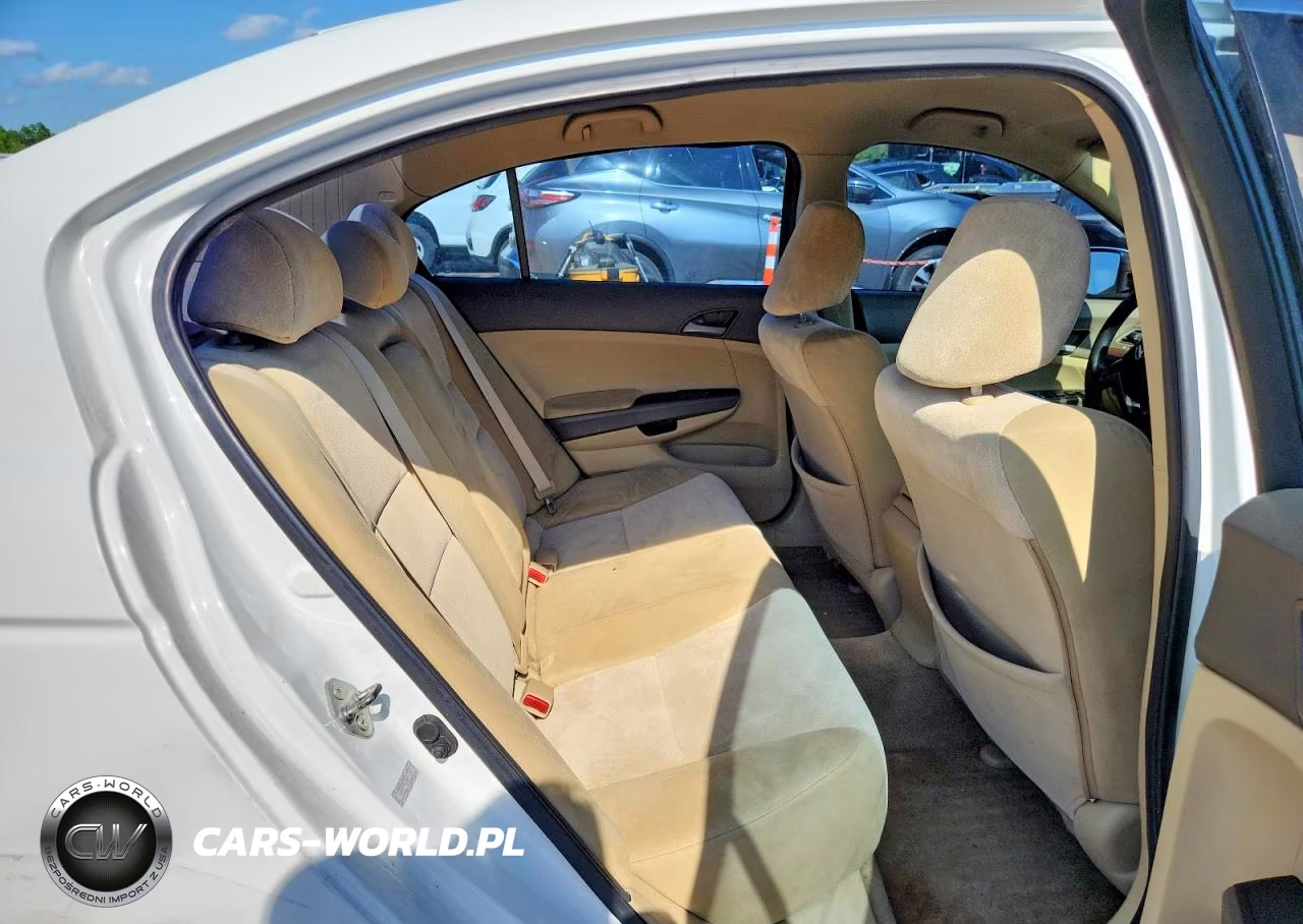 2010 Honda Accord Lxp VIN:1HGCP2F42AA014042 - 10