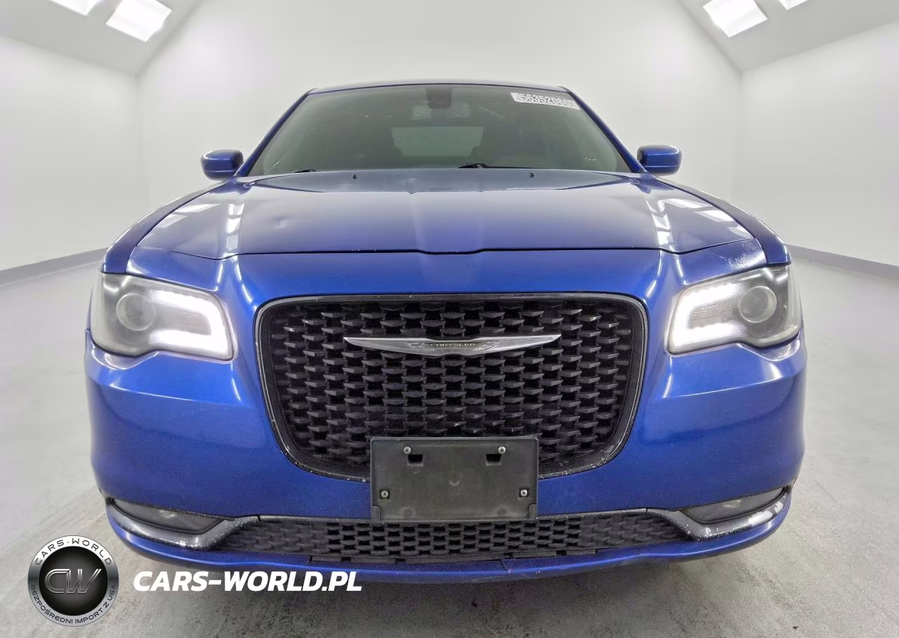 2019 Chrysler 300 S VIN:2C3CCAGGXKH536826 - 5
