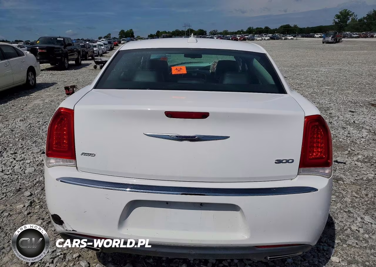 2019 Chrysler 300 Limited VIN:2C3CCAKG6KH595184 - 6