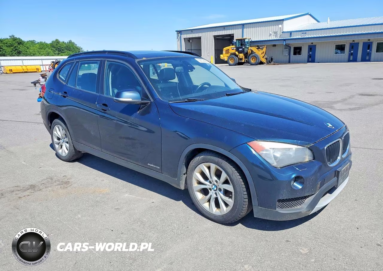 2014 BMW X1 xDrive28I VIN:WBAVL1C56EVY13098 - 4