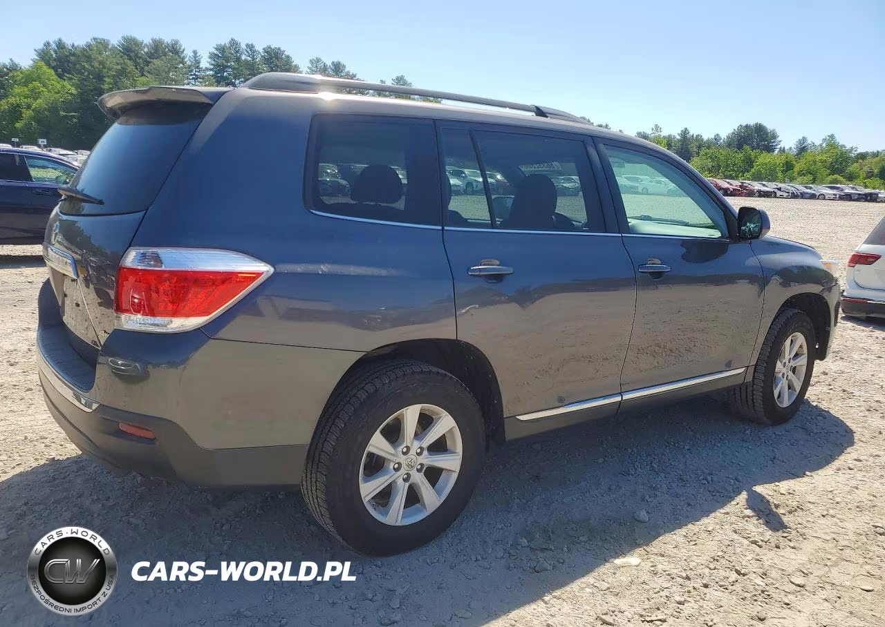 2012 Toyota Highlander Base VIN:5TDBK3EH3CS170079 - 3