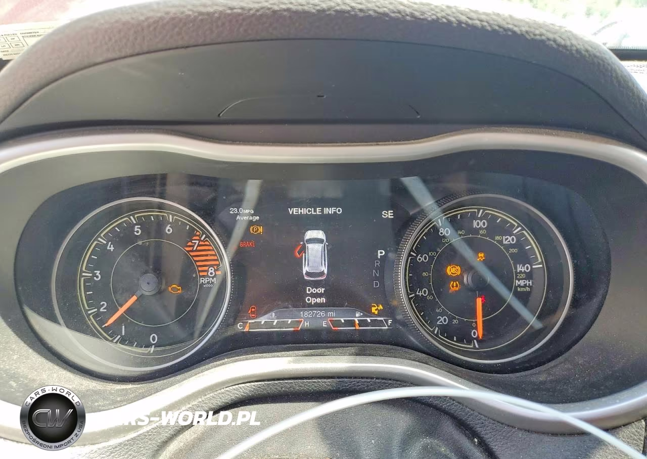 2016 Jeep Cherokee Trailhawk VIN:1C4PJMBS6GW232241 - 9