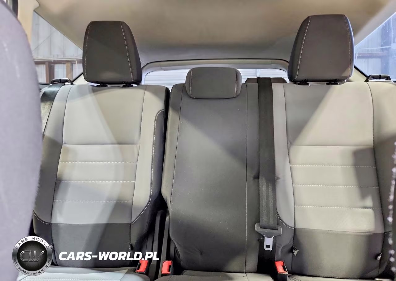2018 Ford Escape S VIN:1FMCU0F7XJUA28299 - 10