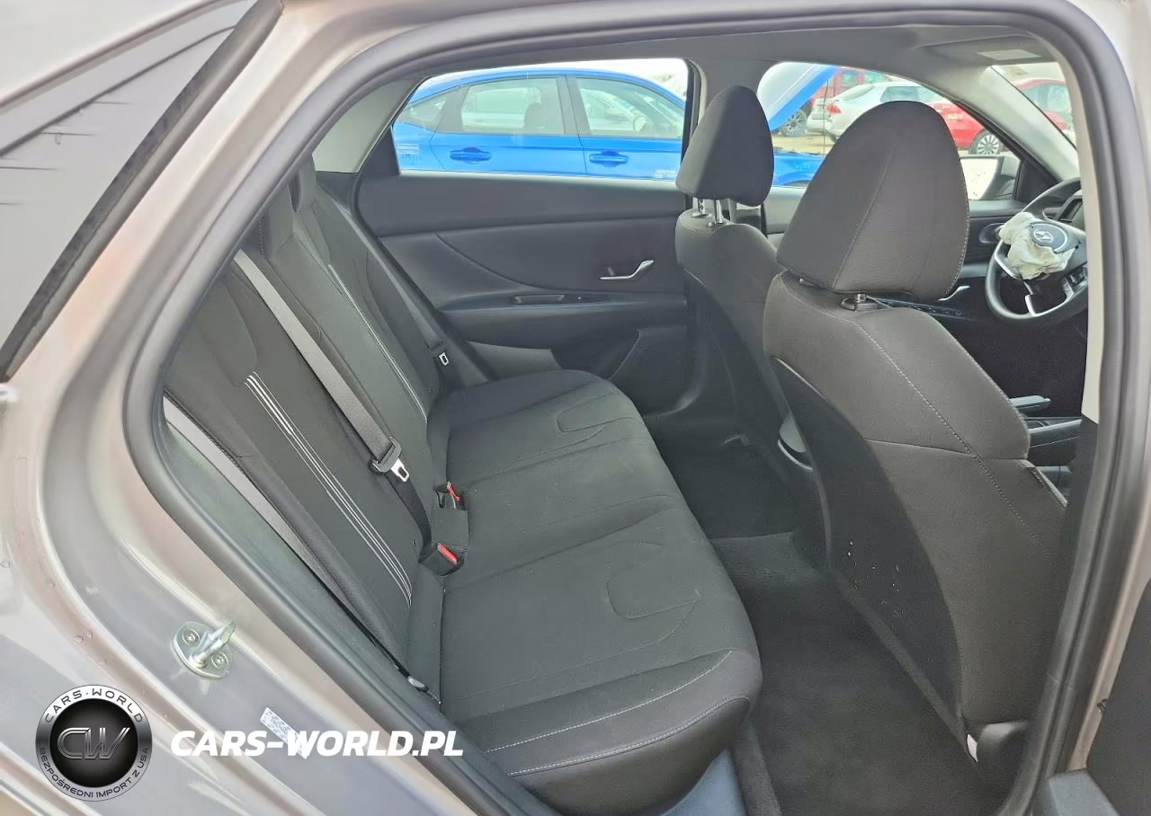 2021 Hyundai Elantra Sel VIN:KMHLM4AG2MU212512 - 10