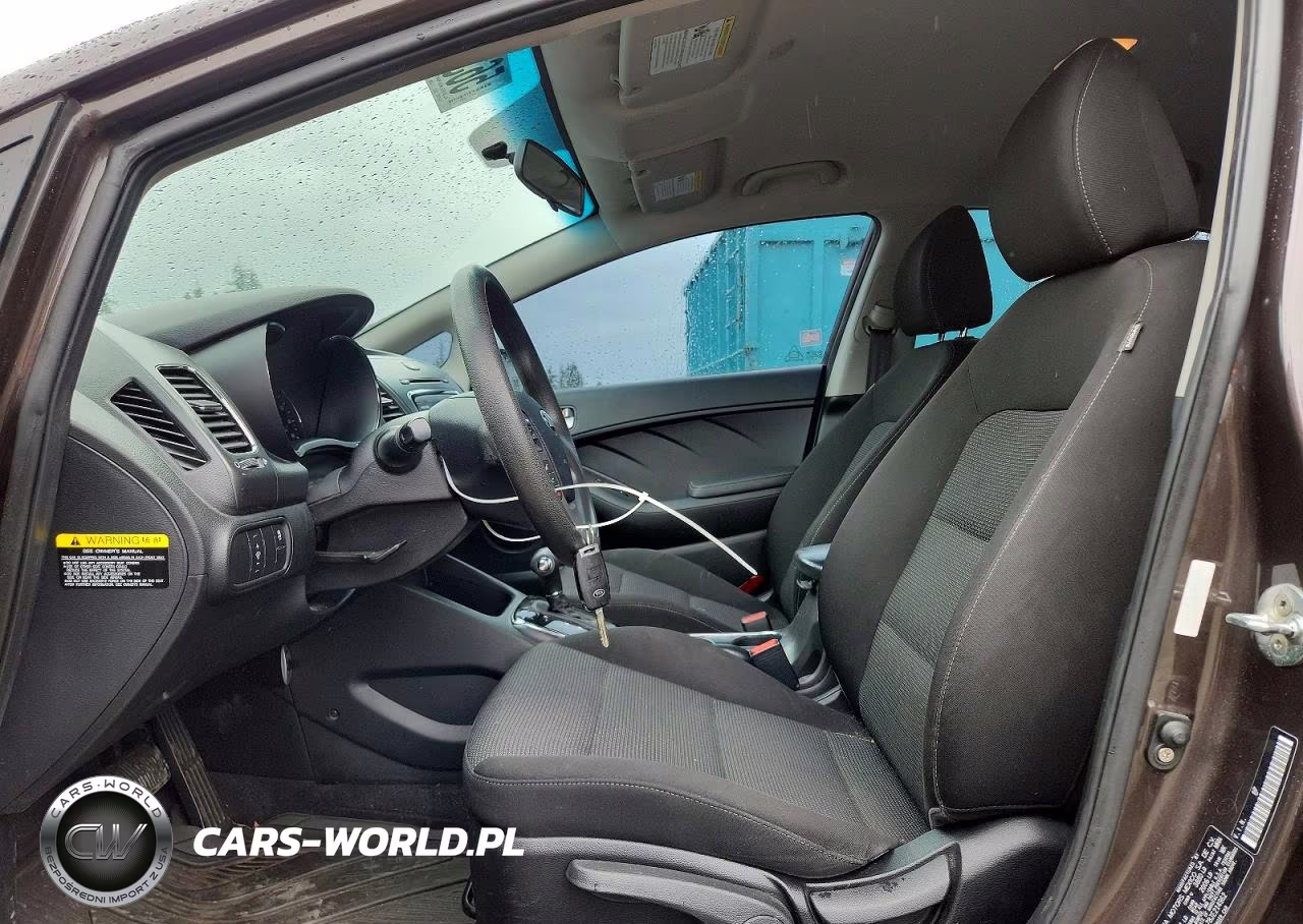 2018 Kia Forte Lx VIN:3KPFK4A78JE214962 - 7