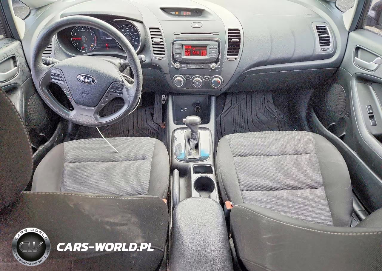 2018 Kia Forte Lx VIN:3KPFK4A78JE214962 - 8