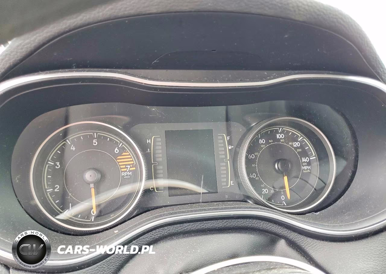 2020 Jeep Cherokee Latitude VIN:1C4PJLCB5LD568560 - 9