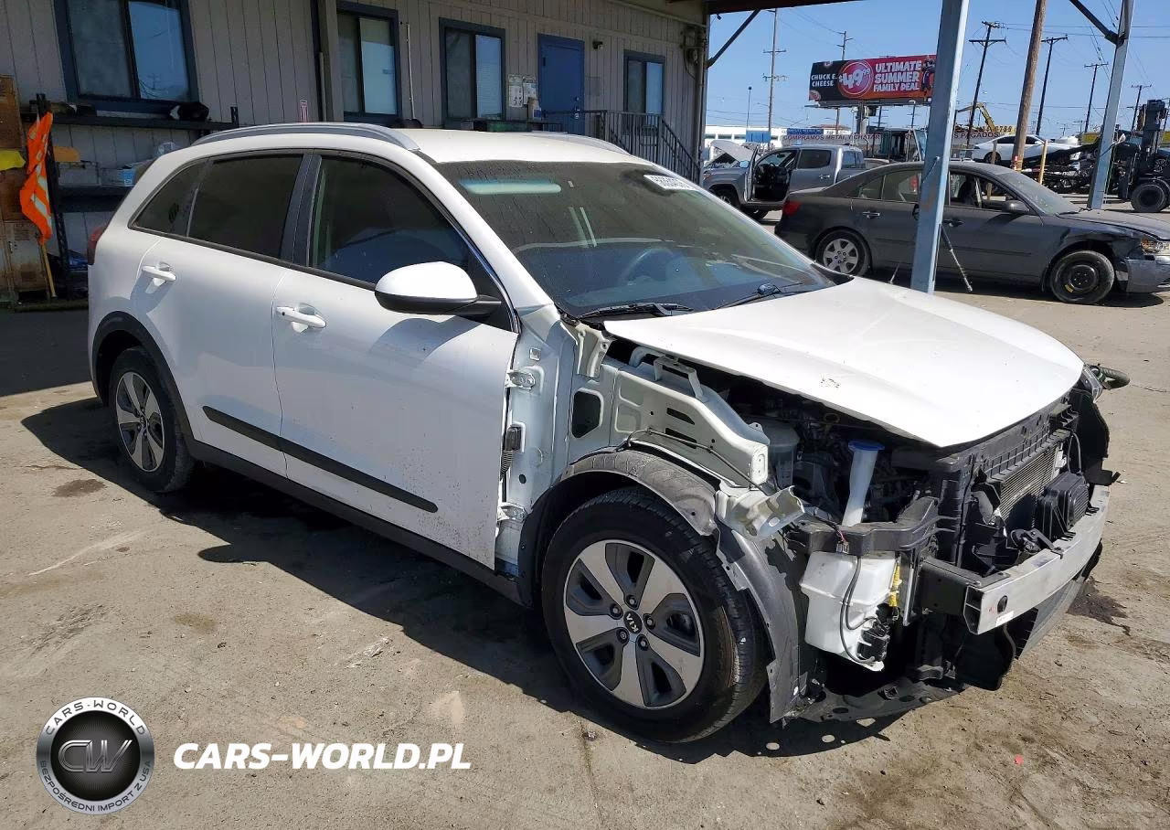 2019 Kia Niro Lx VIN:KNDCB3LC8K5353753 - 4