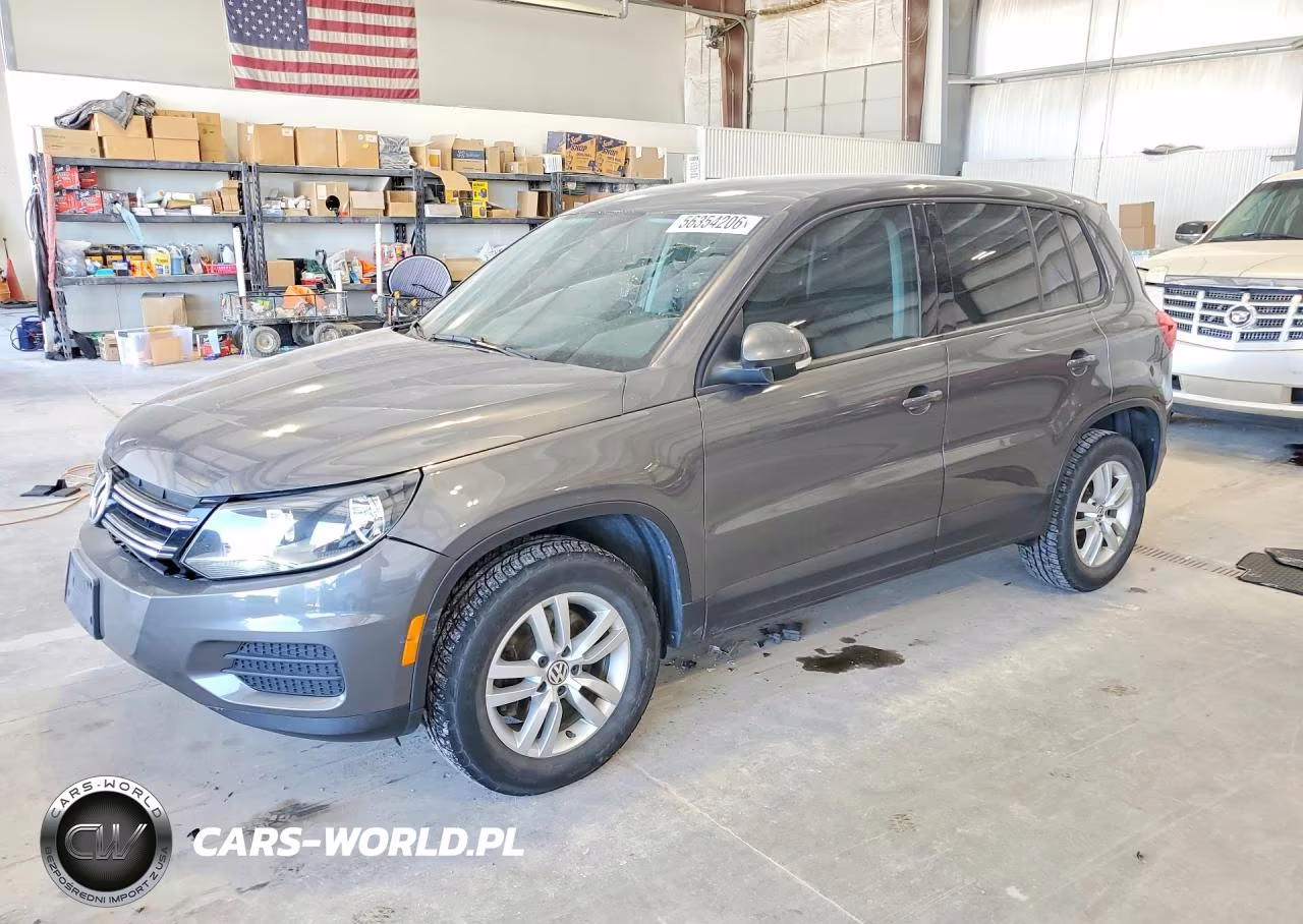 2013 Volkswagen Tiguan S – zdjęcie 1 z 13