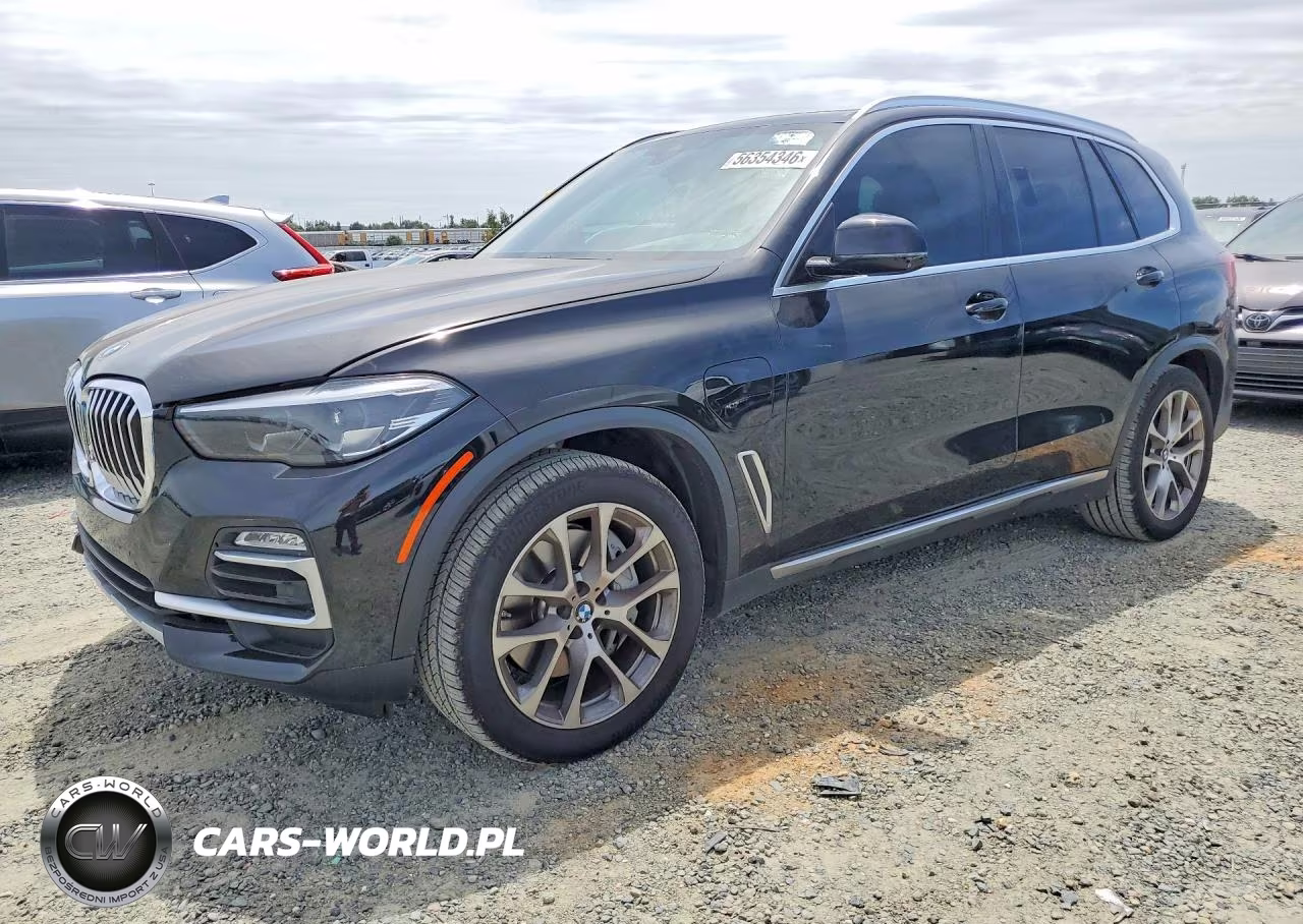 2021 BMW X5 xDrive45E – zdjęcie 1 z 13