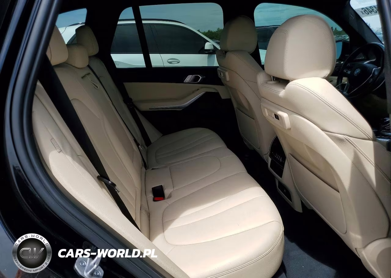 2021 BMW X5 xDrive45E VIN:5UXTA6C08M9F27716 - 11