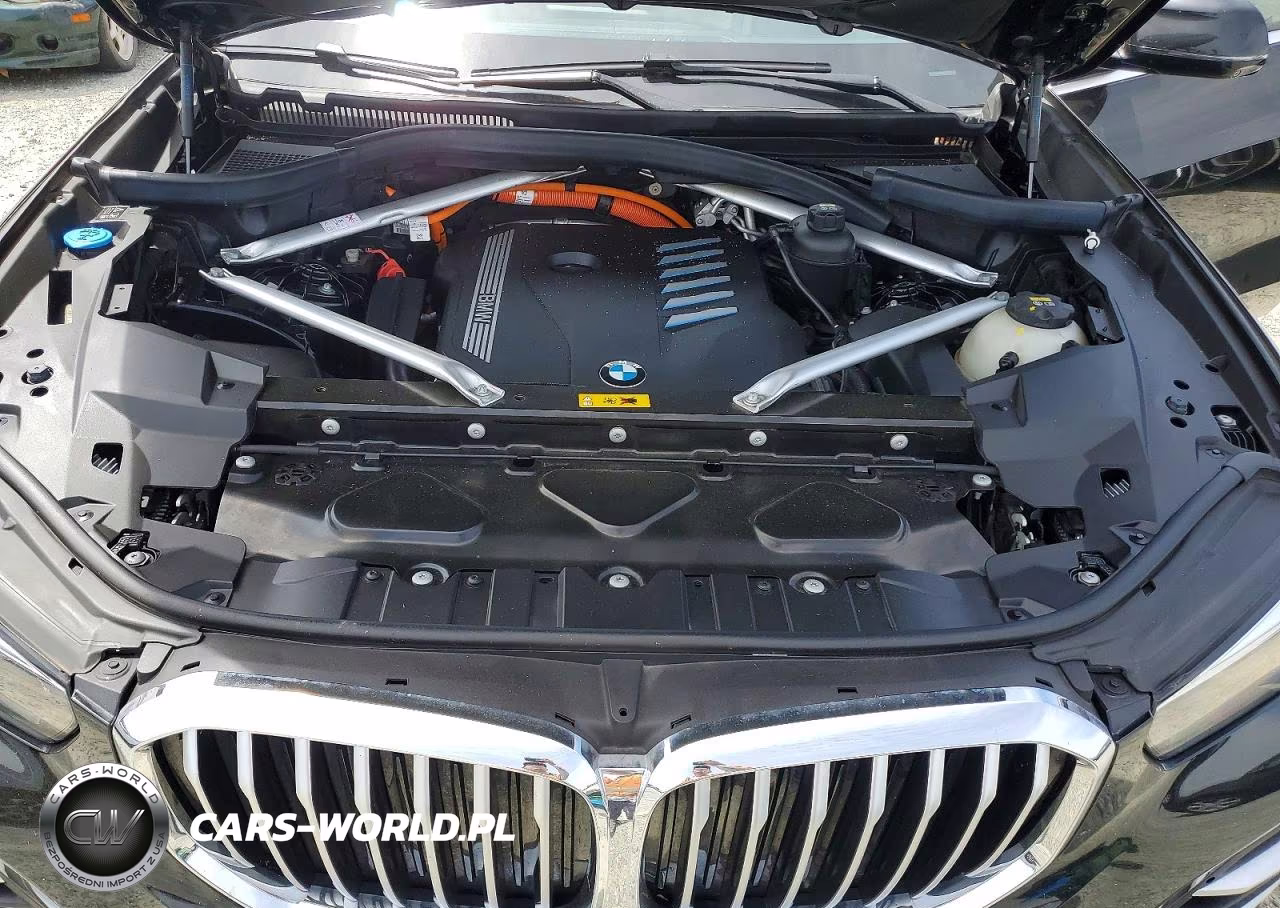 2021 BMW X5 xDrive45E VIN:5UXTA6C08M9F27716 - 12