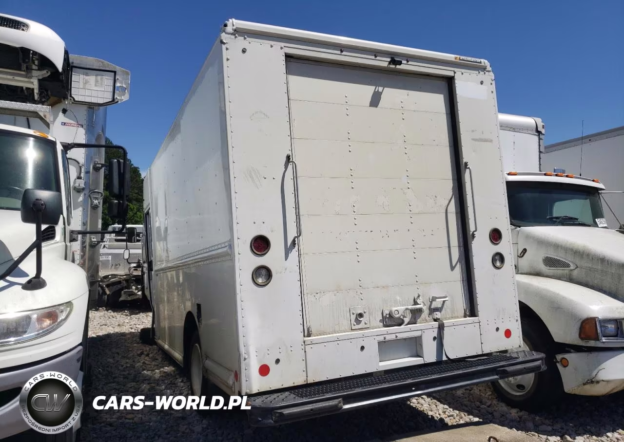 2022 Freightliner Chassis M Line Walk-In Van VIN:4UZAAPFA9NCNT6067 - 2