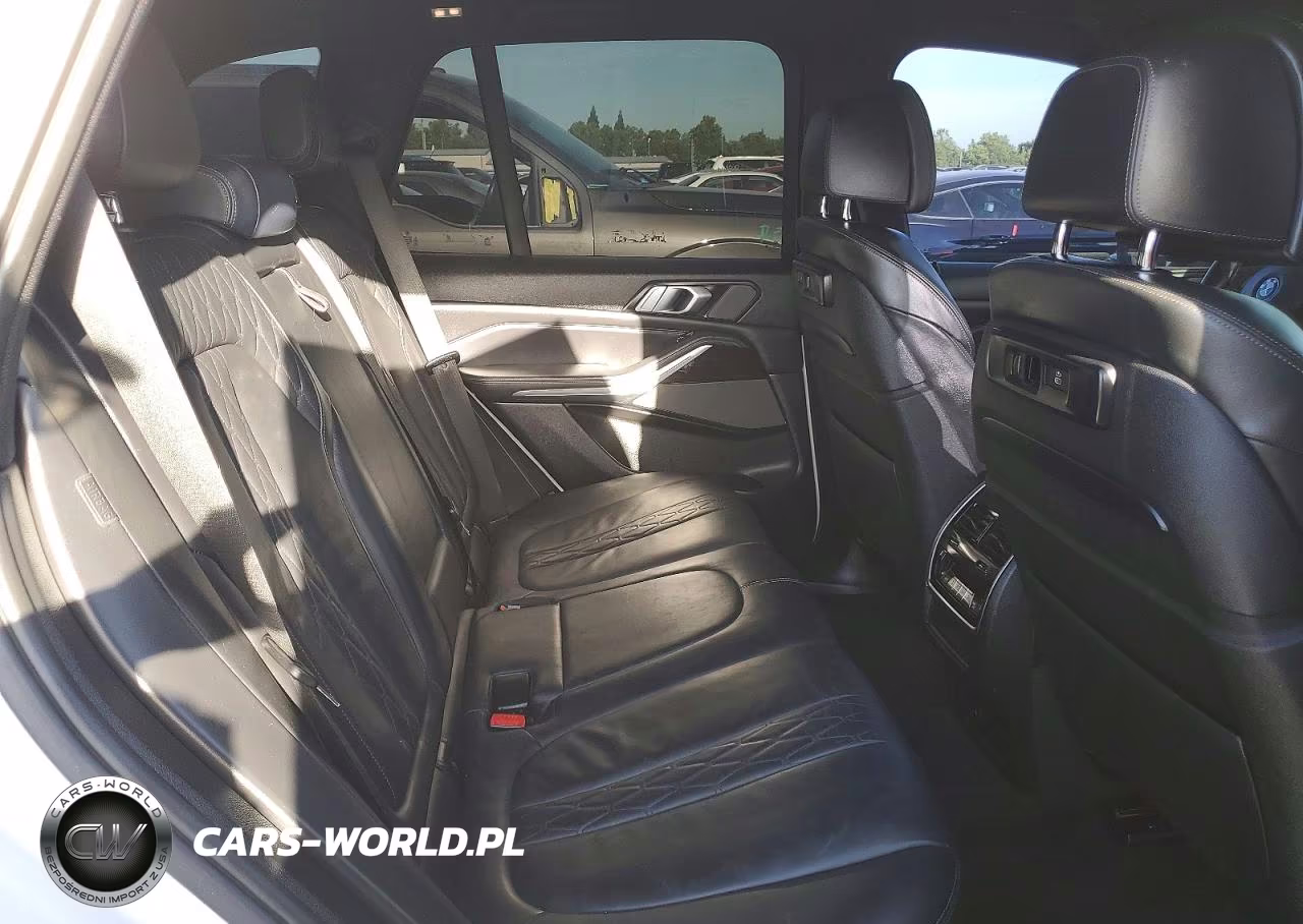2019 BMW X5 xDrive50I VIN:5UXJU2C57KLN65650 - 11