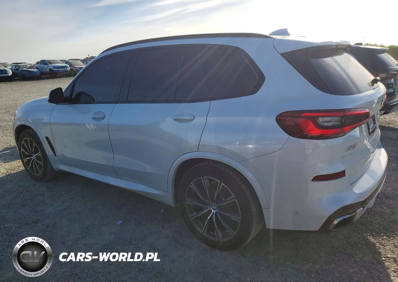 2019 BMW X5 xDrive50I VIN:5UXJU2C57KLN65650 - 2