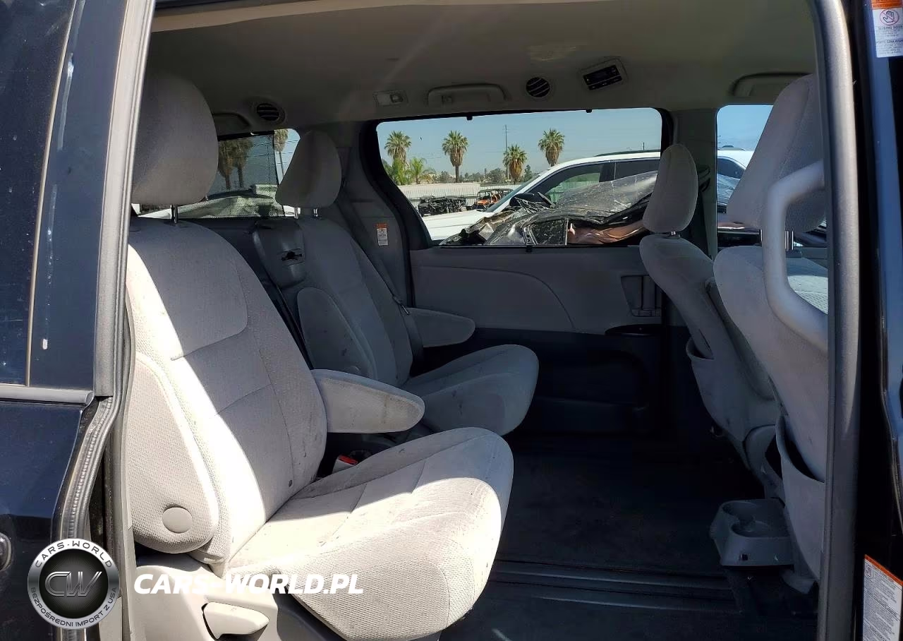 2016 Toyota Sienna Le VIN:5TDKK3DC2GS695369 - 10