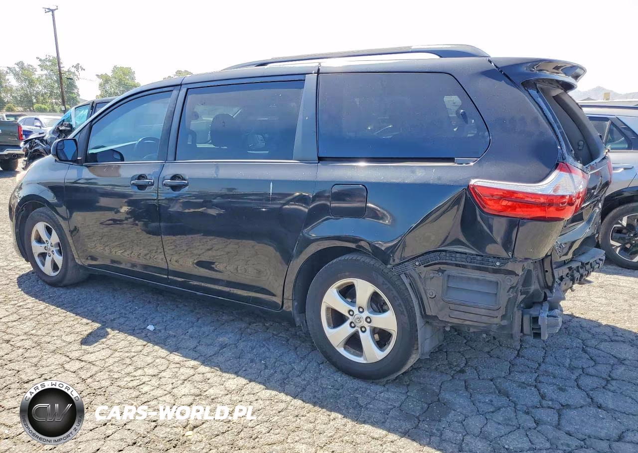 2016 Toyota Sienna Le VIN:5TDKK3DC2GS695369 - 2