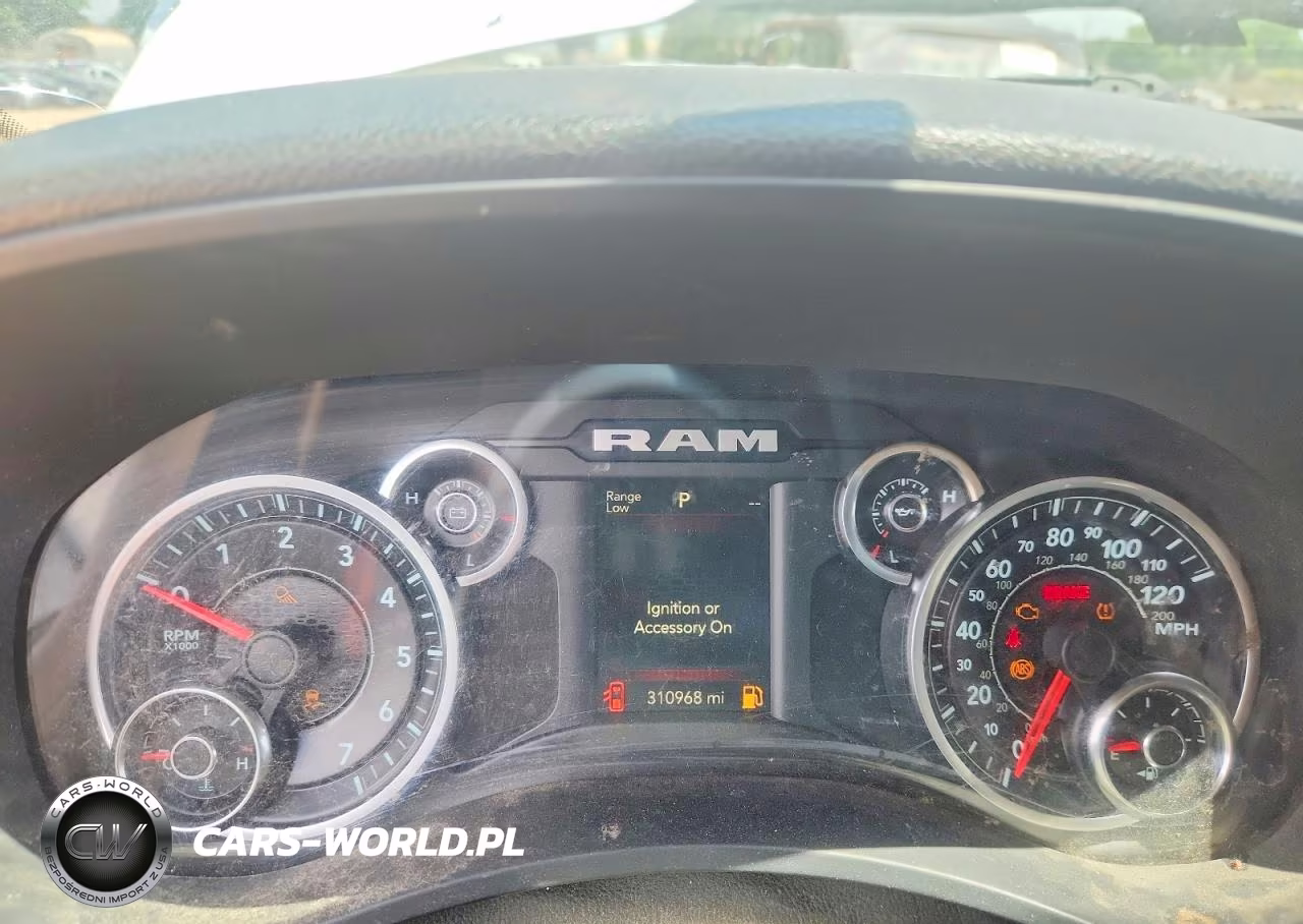 2020 Ram 2500 Tradesman VIN:3C6UR4HJ5LG110481 - 9