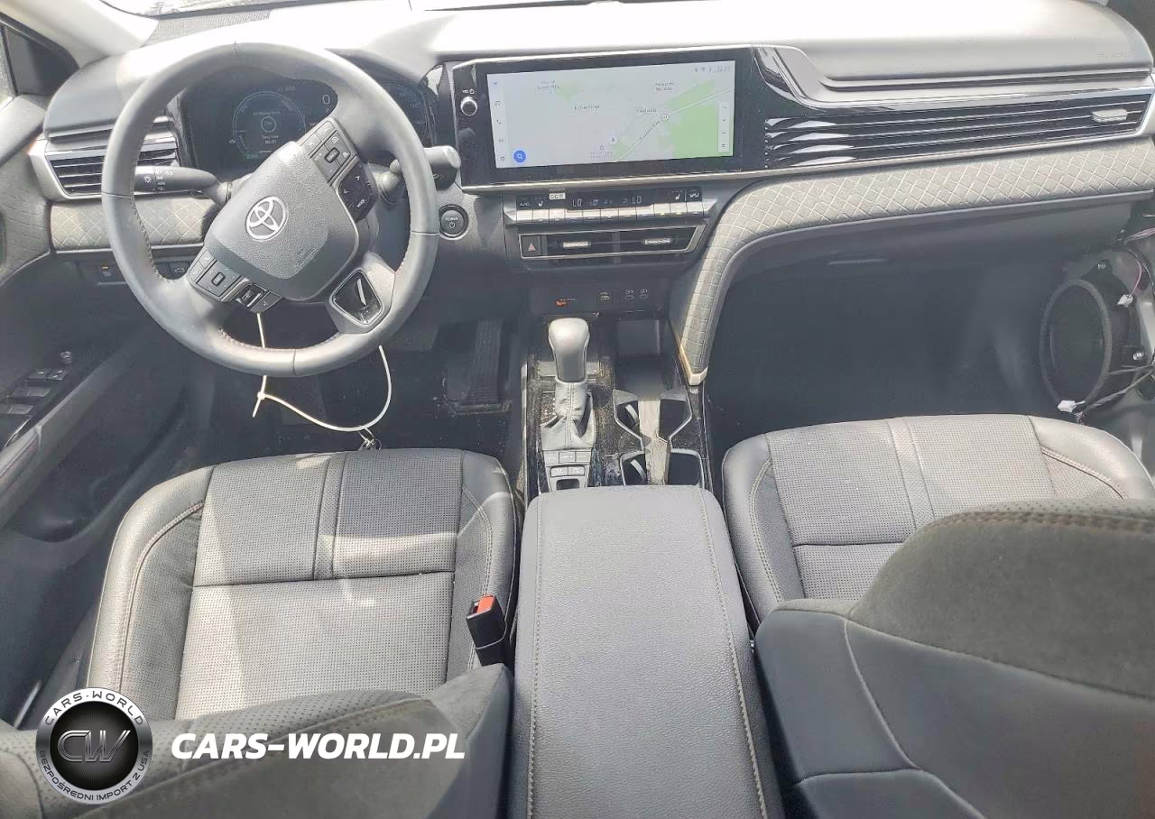 2025 Toyota Camry Xle VIN:4T1DAACK7SU646452 - 8
