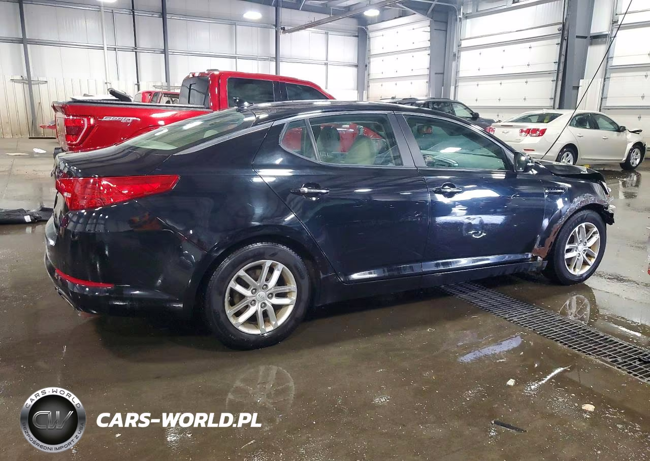 2013 Kia Optima Lx VIN:5XXGM4A77DG098809 - 3