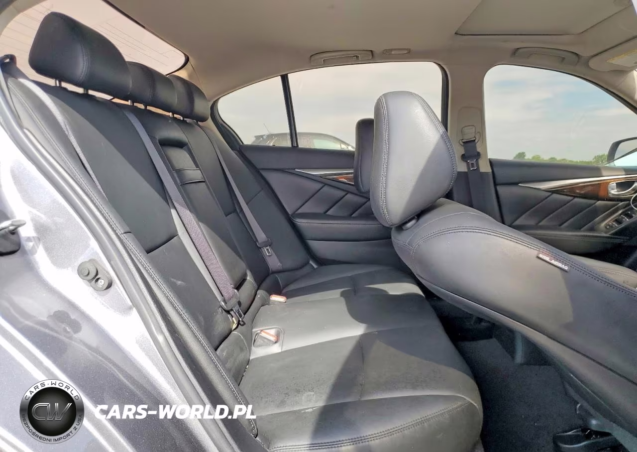 2018 Infiniti Q50 Luxe VIN:JN1EV7ARXJM444707 - 10