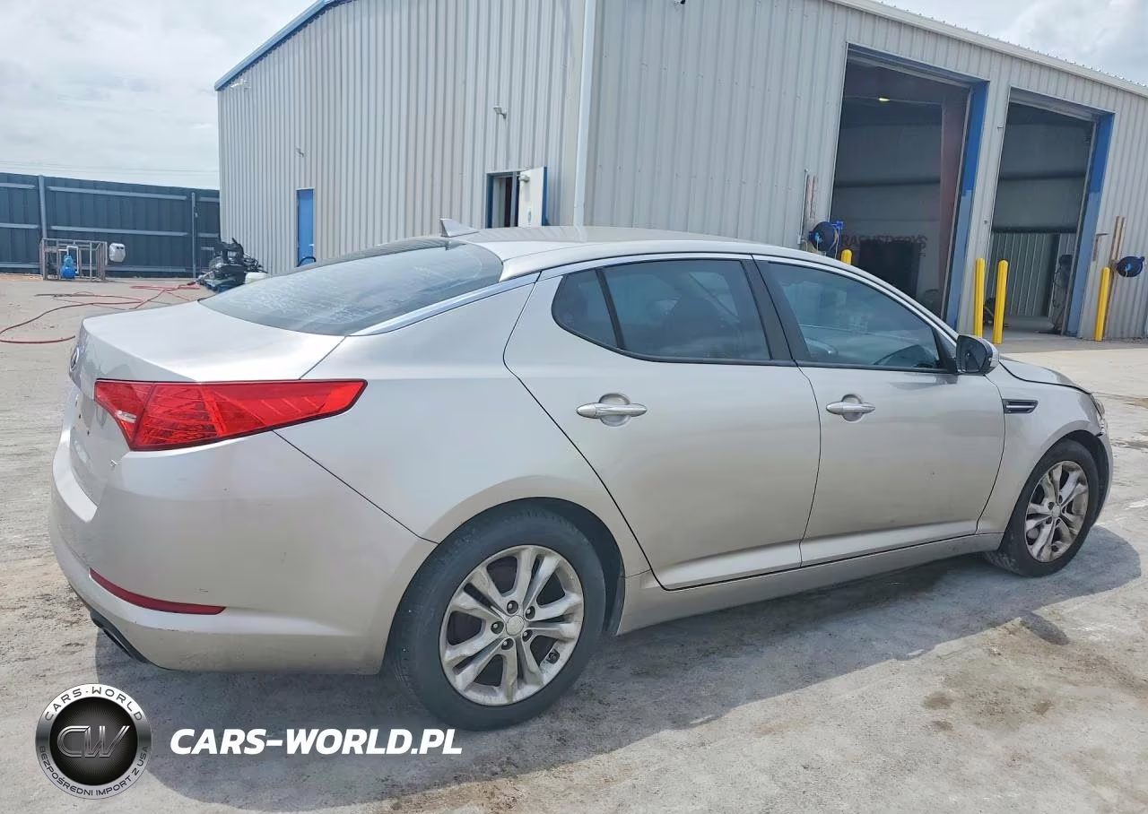 2013 Kia Optima Lx VIN:5XXGM4A77DG199929 - 3