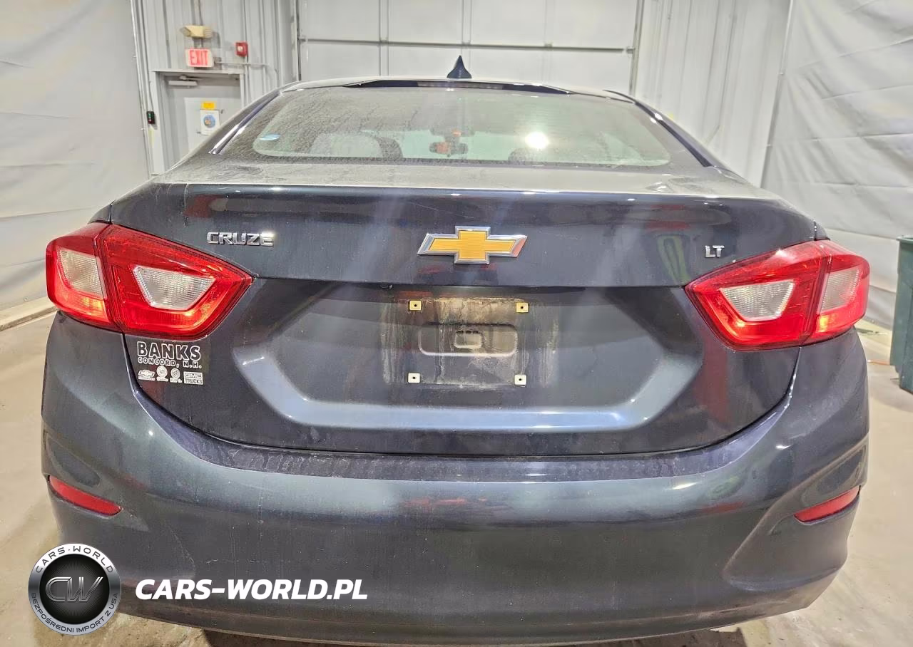 2018 Chevrolet Cruze Lt VIN:1G1BE5SM5J7212157 - 6