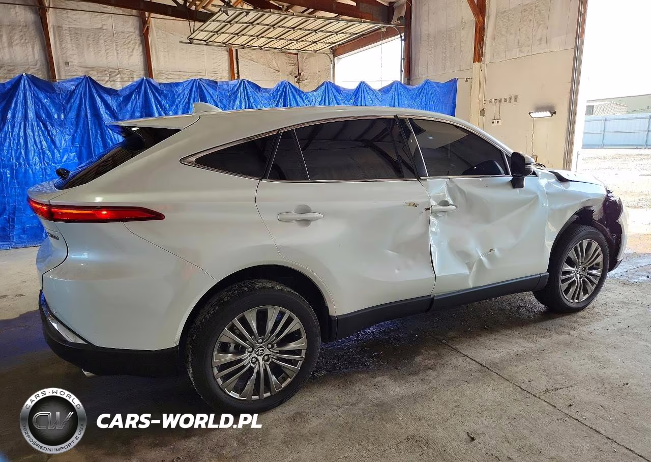 2024 Toyota Venza Limited VIN:JTEAAAAH2RJ176563 - 3