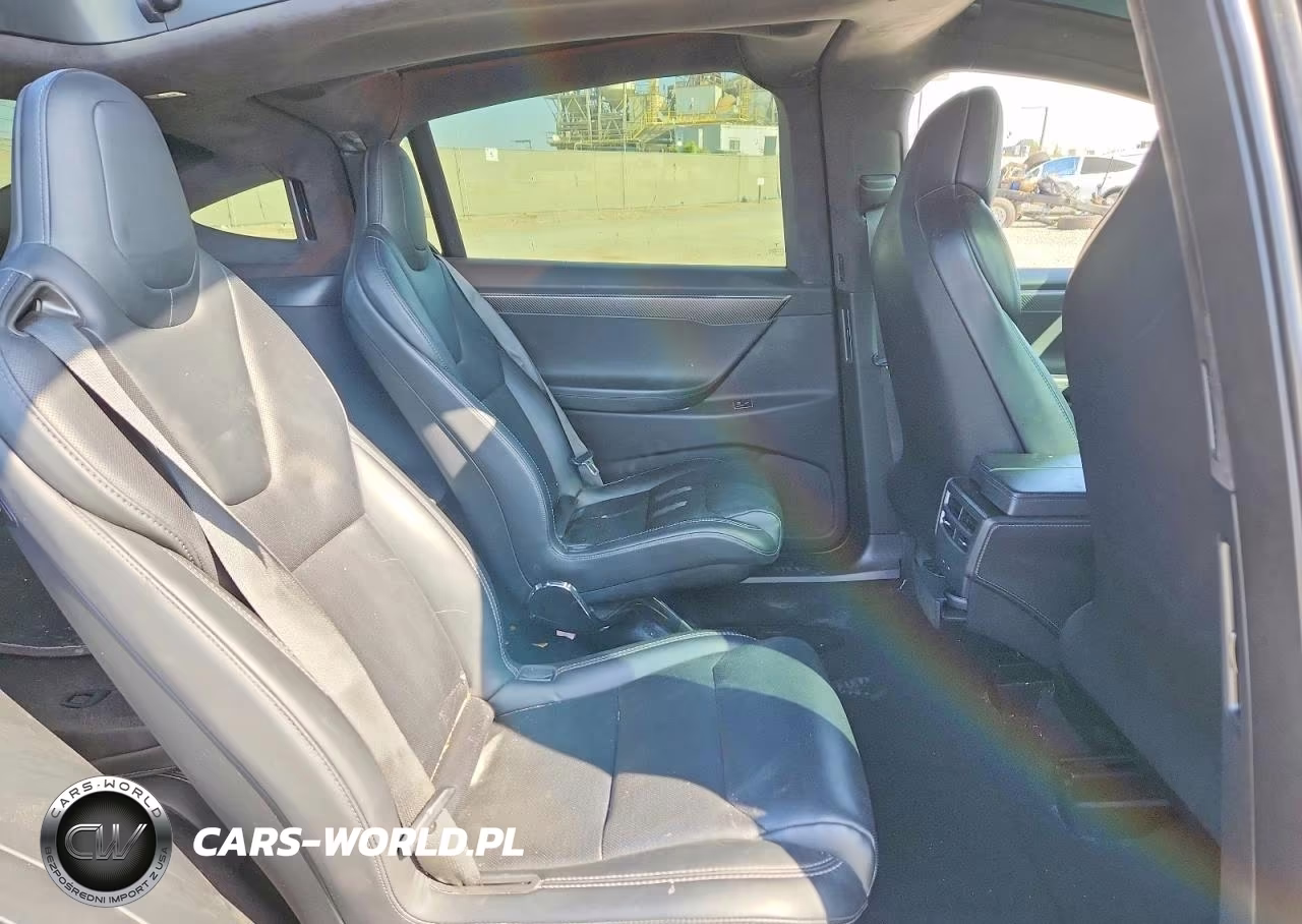 2018 Tesla Model X VIN:5YJXCBE43JF142956 - 10
