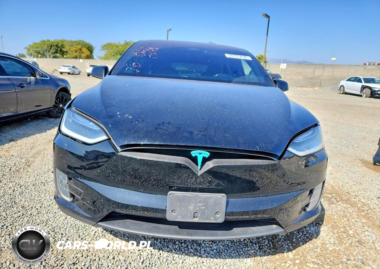 2018 Tesla Model X VIN:5YJXCBE43JF142956 - 5