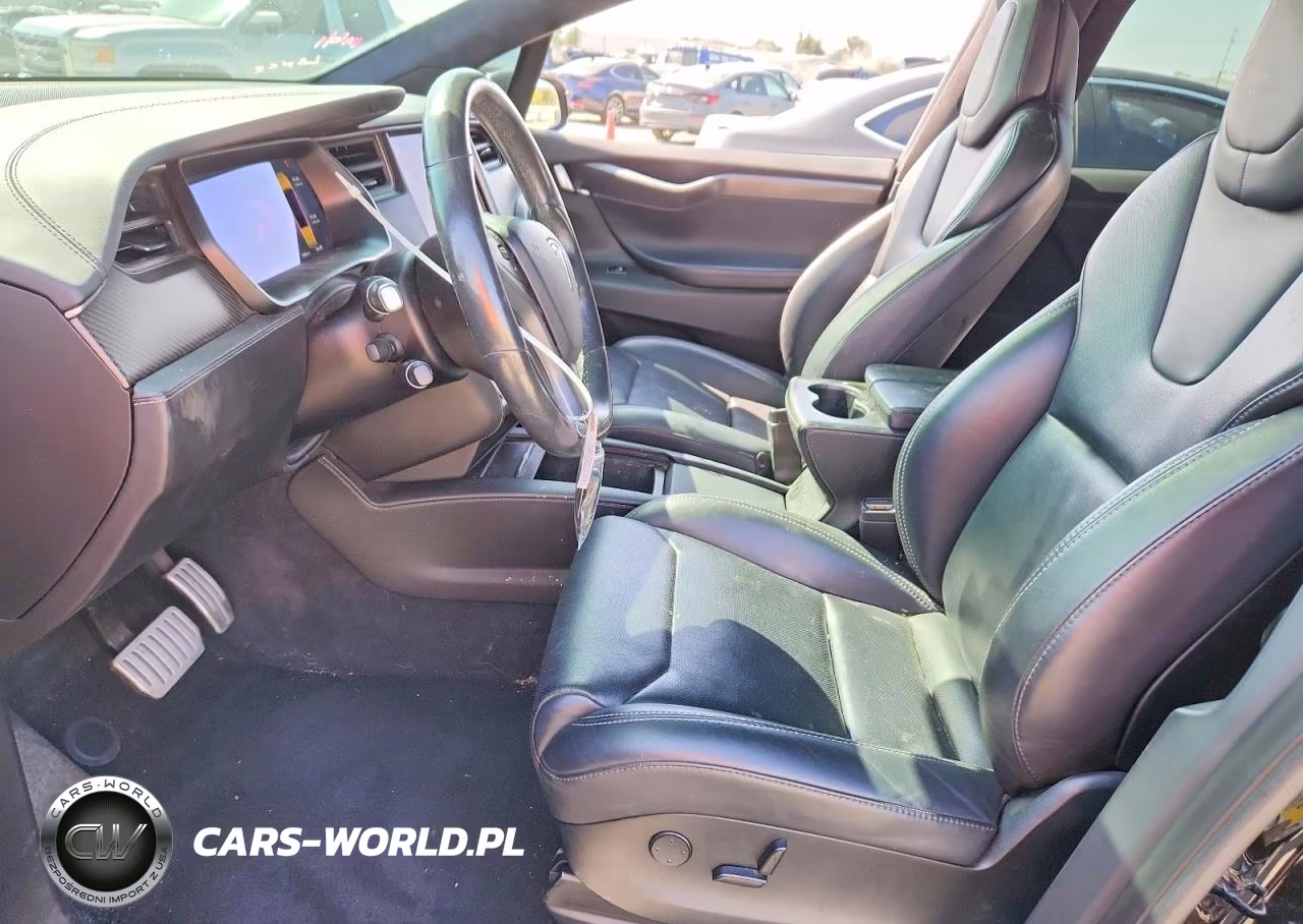 2018 Tesla Model X VIN:5YJXCBE43JF142956 - 7