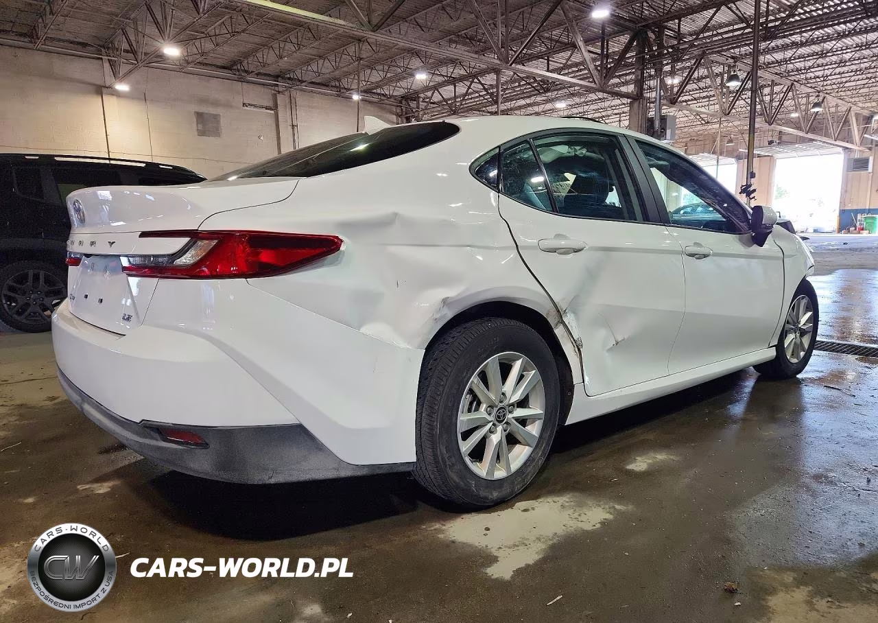 2025 Toyota Camry Le VIN:4T1DAACK4SU129366 - 3