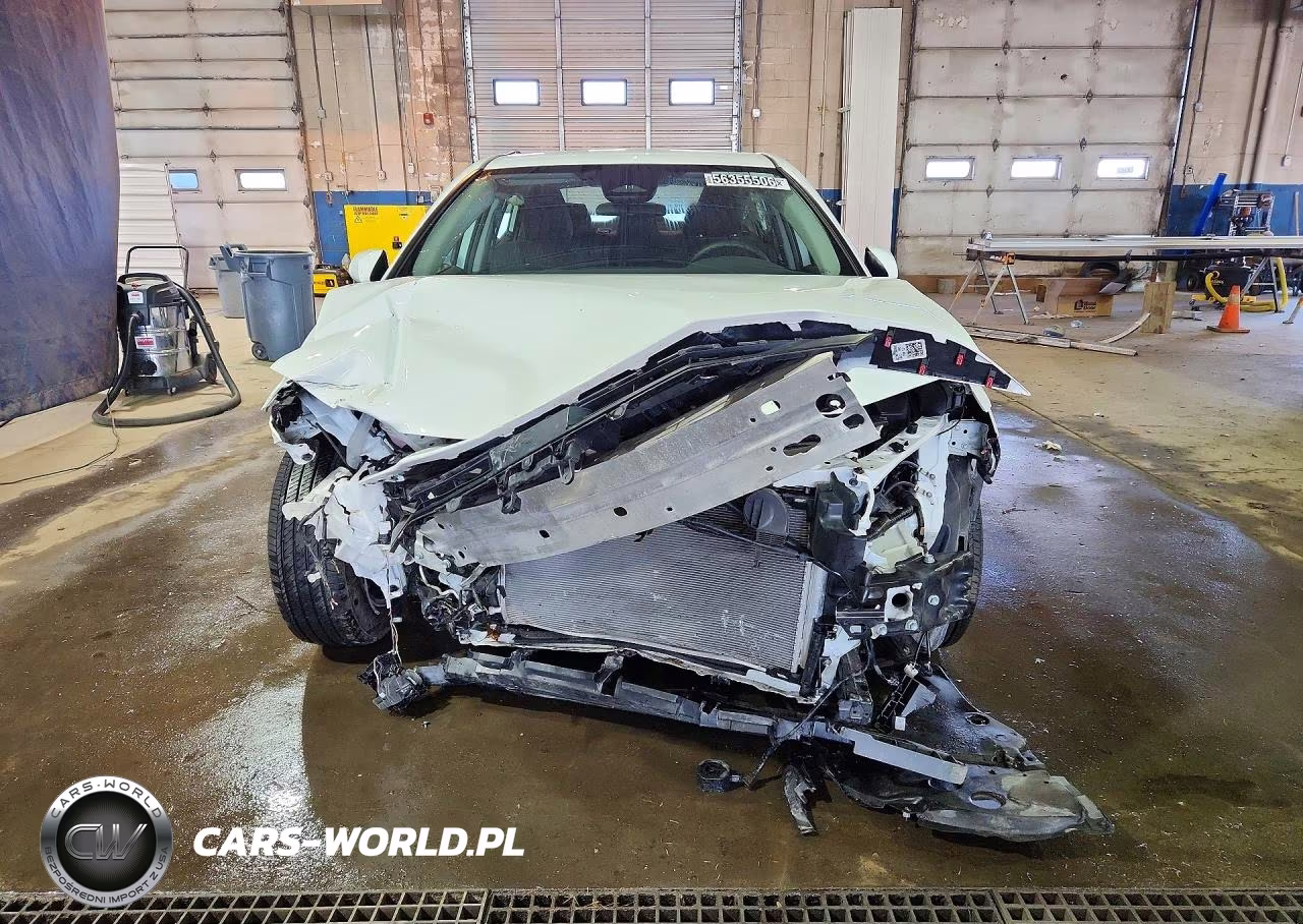 2025 Toyota Camry Le VIN:4T1DAACK4SU129366 - 5